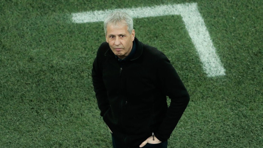 Lucien Favre soll zum zweiten Mal Trainer von Borussia Mönchengladbach werden. Jetzt könnte möglicherweise ein anderer Ex-Verein dazwischenfunken. Dieses Foto stammt vom 8. Dezember 2020.
