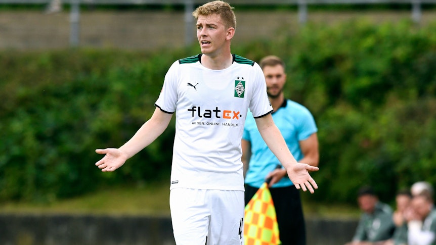 Andreas Poulsen bei einem Testspiel zwischen Borussia Mönchengladbach und Viktoria Köln am 10. Juli 2021 im Grenzlandstadion.