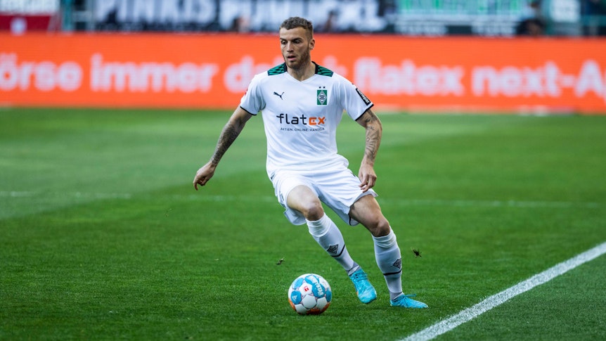 Jordan Beyer von Borussia Mönchengladbach am 16. April 2022 beim Derby gegen den 1. FC Köln im Borussia-Park.