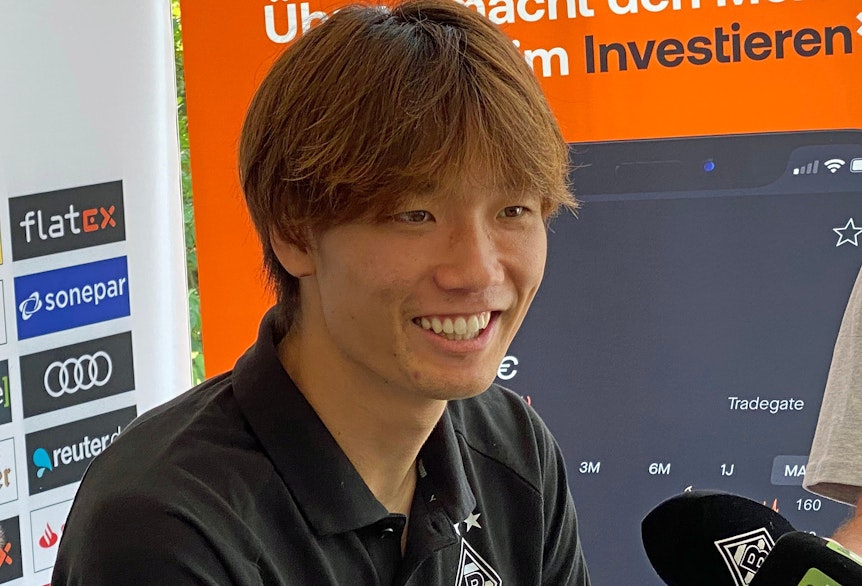 Gladbach-Einkauf Ko Itakura. Der Japaner hat sich am Montag (4. Juli 2022) in Rottach-Egern in einer Medienrunde vorgestellt.