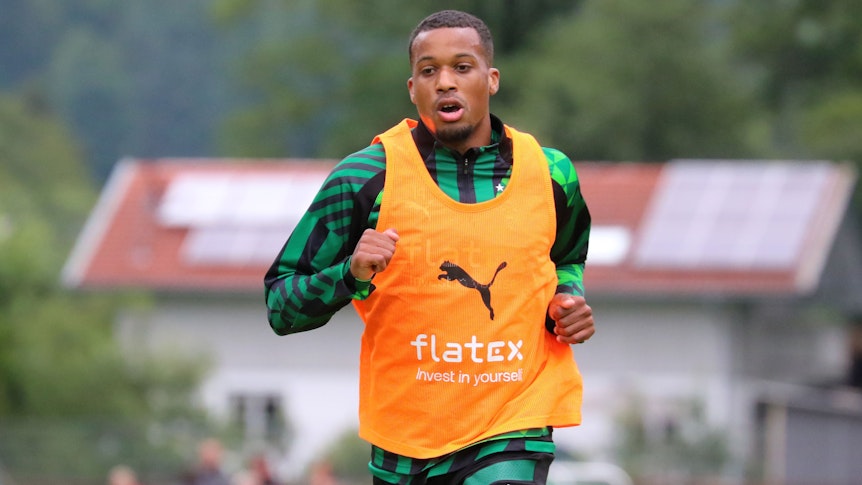 Alassane Pléa während einer intensiven Einheit im Trainingslager am Tegernsee von Borussia Mönchengladbach.