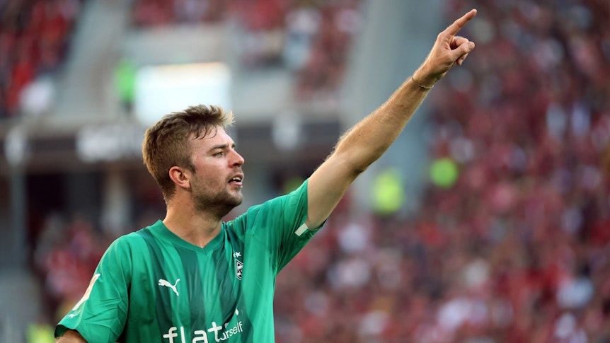 Christoph Kramer, Profi bei Borussia Mönchengladbach, half beim Auswärtsspiel in Freiburg am Sonntag (11. September 2022) auf der Innenverteidiger-Position aus. Das machte er so gut, dass die Leserinnen und Leser von GladbachLIVE ihn zum „Spieler des Spiels“ wählten.