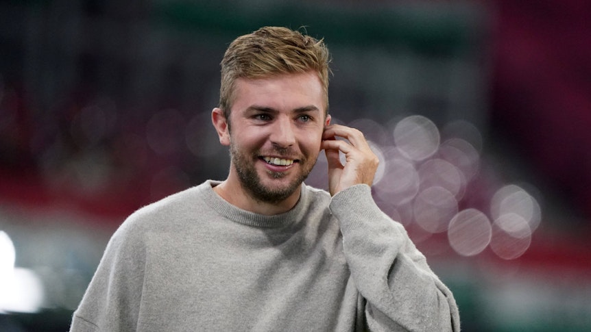 Christoph Kramer von Borussia Mönchengladbach als TV-Experte beim Länderspiel Deutschland gegen Ungarn am 23. September 2022 in Leipzig.