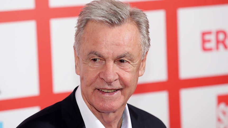 Ottmar Hitzfeld, ehemaliger Trainer und Vorbild von Gladbach-Coach Daniel Farke, hat den Trainer von Borussia Mönchengladbach nun gelobt. Das Foto zeigt ihn bei einer Gala am 21. August 2017.