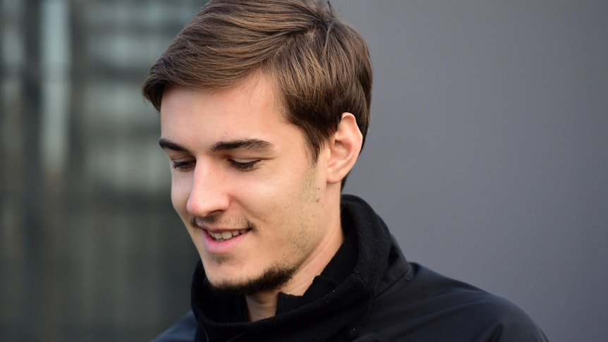 Florian Neuhaus von Borussia Mönchengladbach arbeitet nach seiner Kreuzbandverletzung an seinem baldigen Comeback. Das Foto zeigt den Mittelfeldspieler am 14. Dezember 2022 auf dem Trainingsplatz der Fohlen im Borussia-Park.