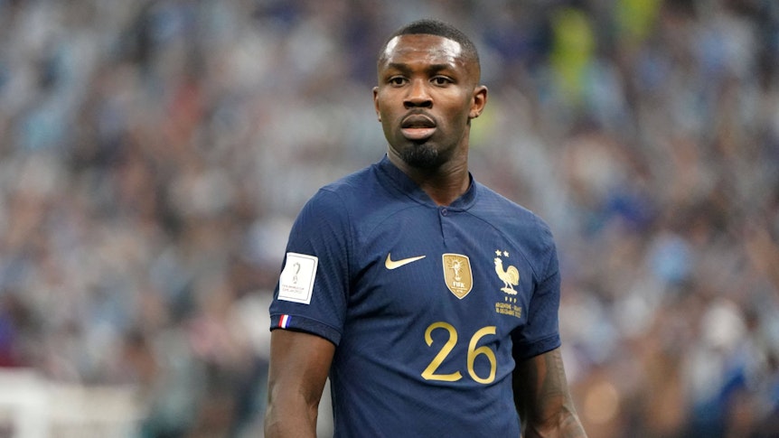 Marcus Thuram im Trikot der französischen Nationalmannschaft am 18. Dezember 2022. Im Finale von Frankreich gegen Argentinien wurde der Stürmer von Borussia Mönchengladbach eingewechselt.