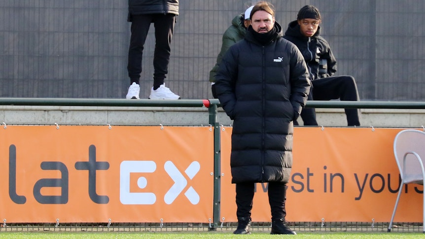 Trainer Daniel Farke beim Testspiel zwischen Borussia Mönchengladbach und dem VfB Oldenburg am Samstag (7. Januar 2023).