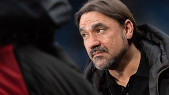 Daniel Farke, Trainer von Borussia Mönchengladbach, steht vor dem Bundesliga-Spiel bei der TSG Hoffenheim am 28. Januar 2023 am Spielfeldrand.