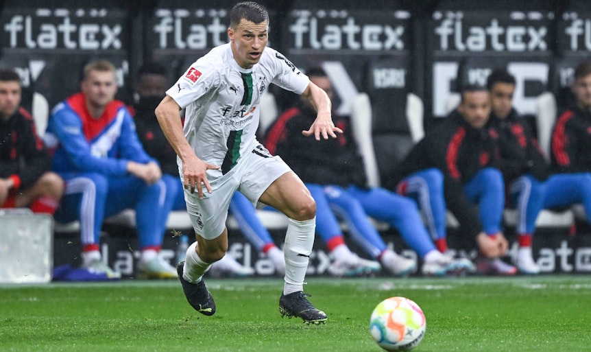 Stefan Lainer von Borussia Mönchengladbach am 18. Februar 2023 im Bundesliga-Heimspiel gegen den FC Bayern München.