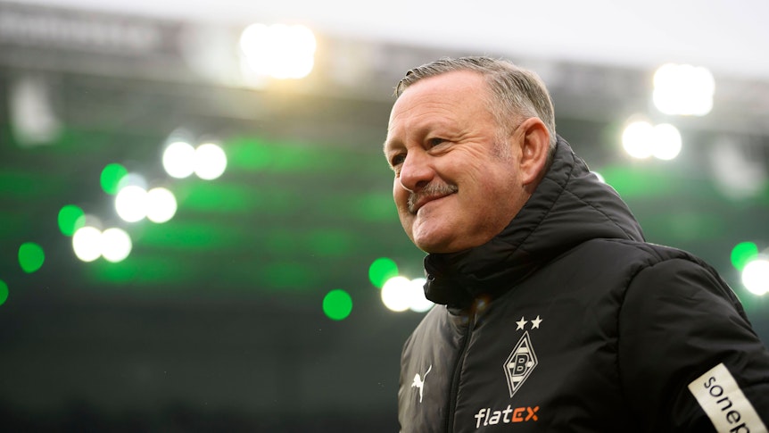 Roland Virkus, Sportdirektor von Borussia Mönchengladbach, hier am 18. Februar 2023 vor dem Bundesliga-Spiel gegen den FC Bayern München, blickt dem Wiedersehen mit Ex-Kollege Max Eberl am Samstag (11. März/15.30 Uhr) in Leipzig mit Freude entgegen.