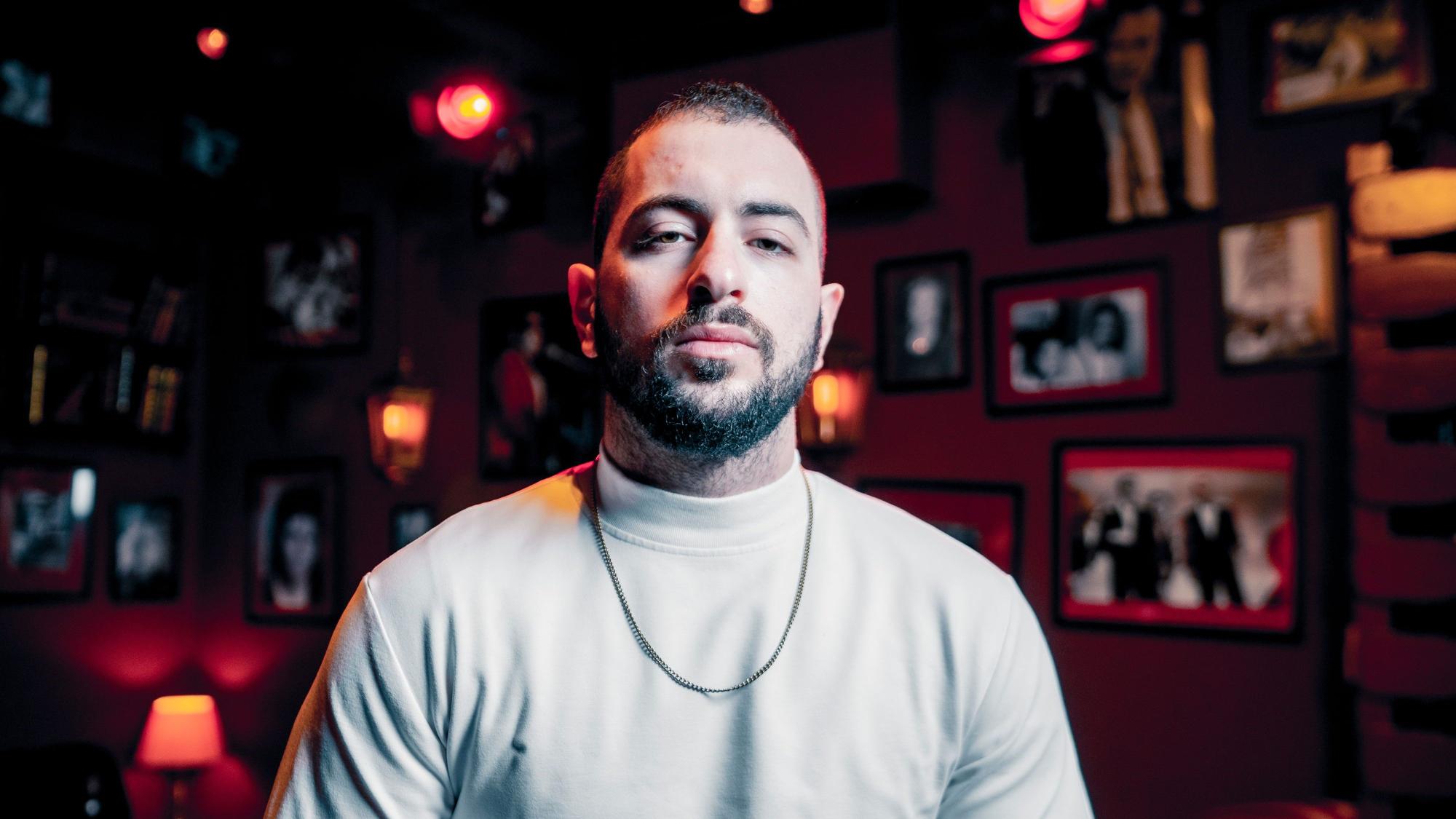 Köln: Rapper Timey über seine Jugend im Herkules-Hochhaus | Kölner ...