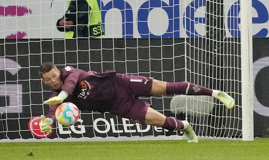 Jonas Omlin überzeugte die Fans von Borussia Mönchengladbach am Samstag (15. April 2023) beim Auswärtsauftritt in Frankfurt mit starken Paraden.