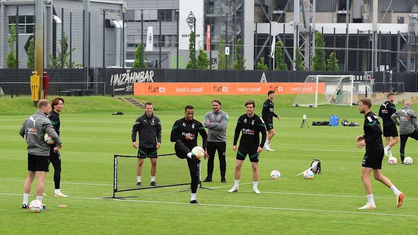 Das Team von Borussia Mönchengladbach, hier bei einer Trainingseinheit am 11. Mai 2023, bereiten sich in dieser Woche auf das Auswärtsspiel bei Bayer 04 Leverkusen vor.