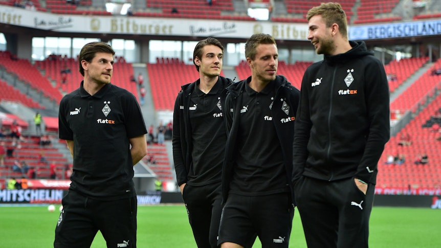 Christoph Kramer (r.), hier am 21. Mai 2023, fehlte zum Trainings-Auftakt von Borussia Mönchengladbach vor dem Bundesliga-Spiel gegen den FC Augsburg am 27. Mai.