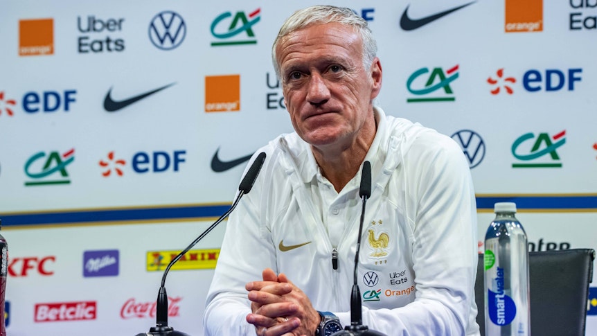 Didier Deschamps ist Cheftrainer der französischen Fußball-Nationalmannschaft. Hier ist er am 9. Juni 2023 während einer Pressekonferenz zu sehen.