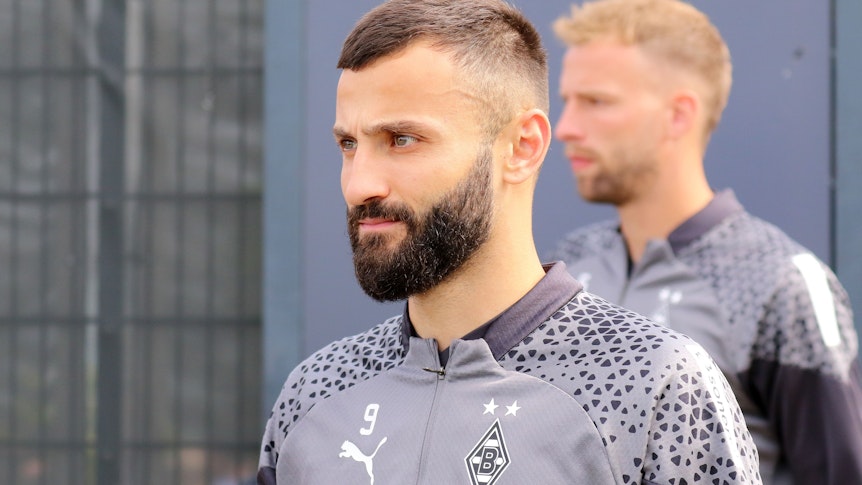 Franck Honorat, Neuzugang von Borussia Mönchengladbach, zeigte sich am Freitag (14. Juli 2023) erstmals den Fans auf dem Trainingsgelände im Borussia-Park.