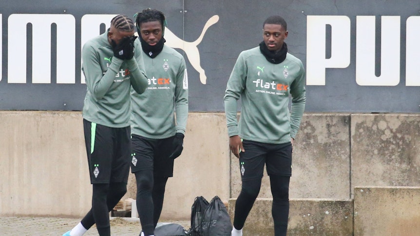 Mamadou Doucouré im Mannschaftstraining mit Borussias Bundesliga-Team.