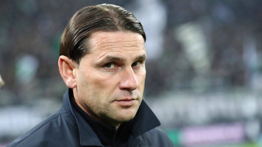 Gerardo Seoane am Spielfeldrand im Borussia-Park.