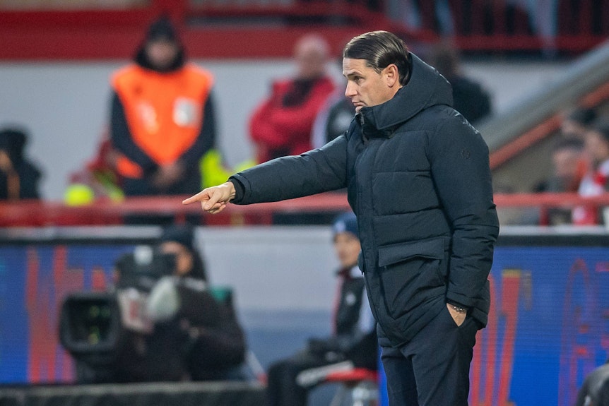 Gerardo Seoane gibt Anweisungen.