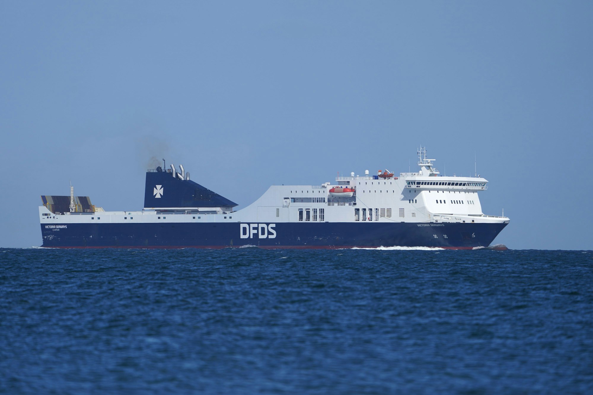 Die Fähre „Victoria Seaways“ der Reederei DFDS Seaways fährt auf der Ostsee von Klaipeda (Litauen) nach Kiel.