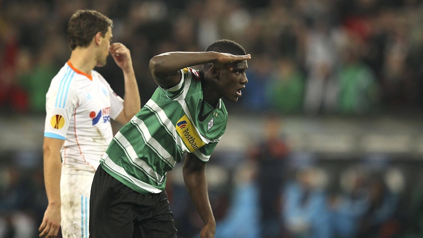 Peniel Mlapa mit Salutier-Torjubel.