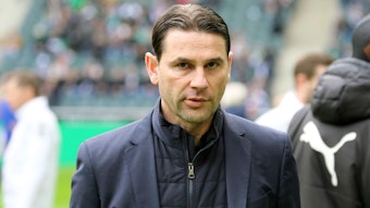 Gerardo Seoane am Spielfeldrand.