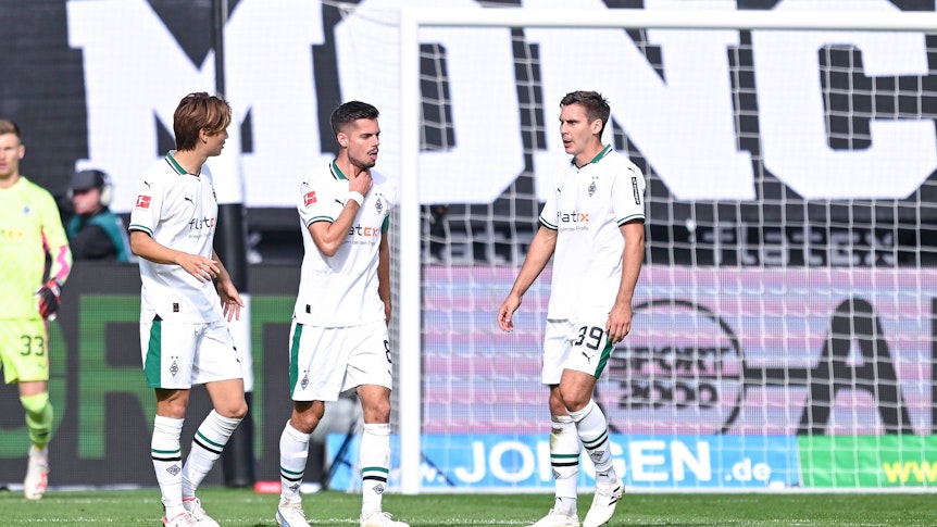 Spieler von Borussia Mönchengladbach während eines Spiels.