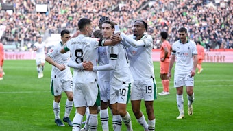 Borussia-Spieler beim Torjubel.