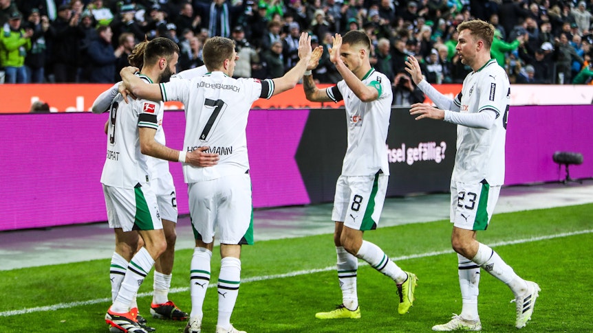 Borussia-Spieler beim Torjubel.