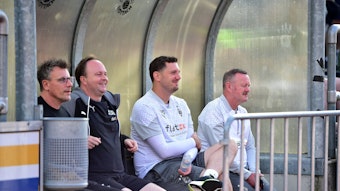 Steffen Korell neben Mario Vossen, Nils Schmadtke und Roland Virkus.