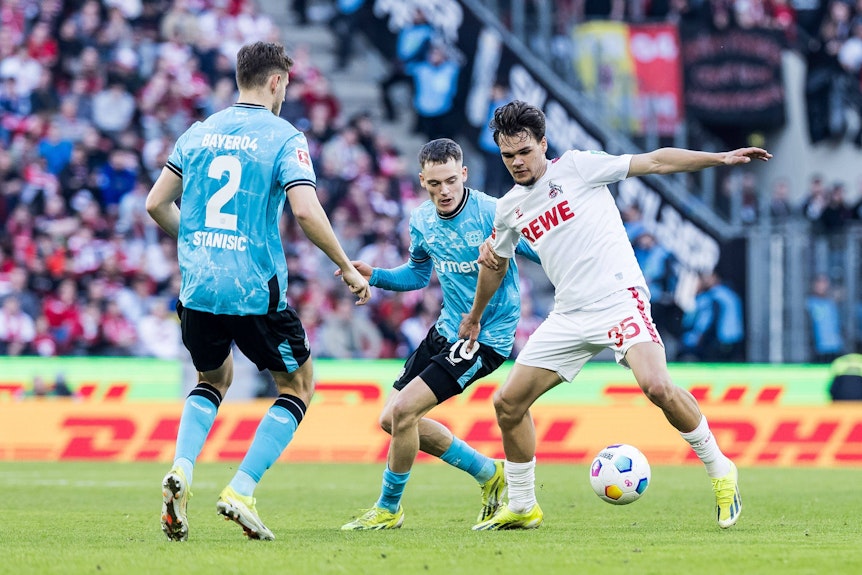 Max Finkgräfe im Duell mit Flo Wirtz.