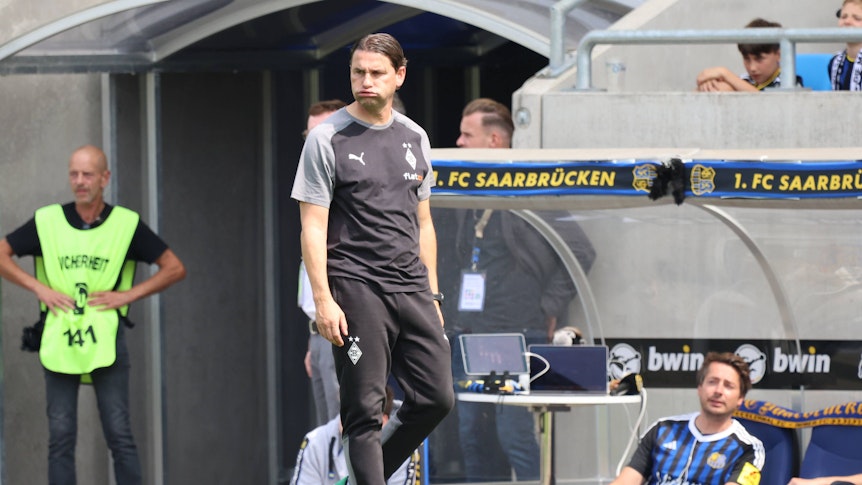Gerardo Seoane an der Seitenauslinie in Saarbrücken.