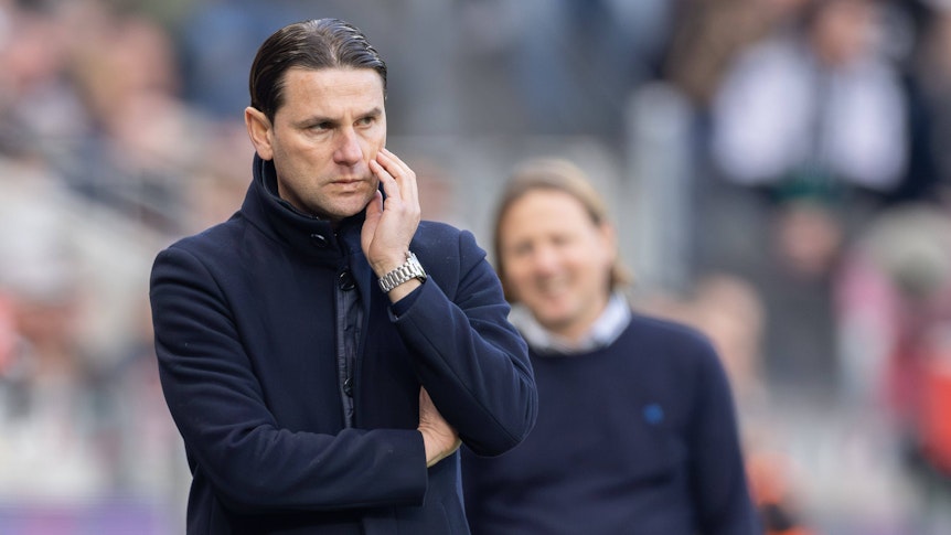 Gerardo Seoane am Spielfeldrand.