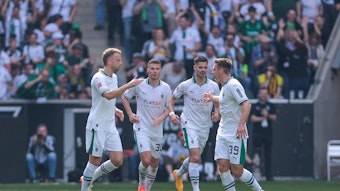 Max Wöber beim Torjubel.