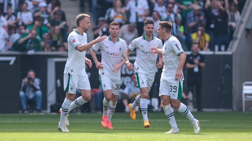 Max Wöber beim Torjubel.