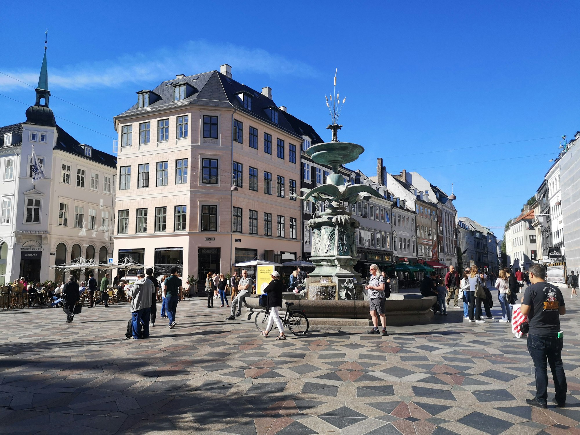 Der historische Marktplatz Stortorget im Zentrum der Stadt Kopenhagen (Dänemark), hier im Februar 2023.