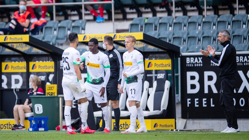 Mamadou Doucouré wird zu seinem Bundesliga-Debüt eingewechselt.