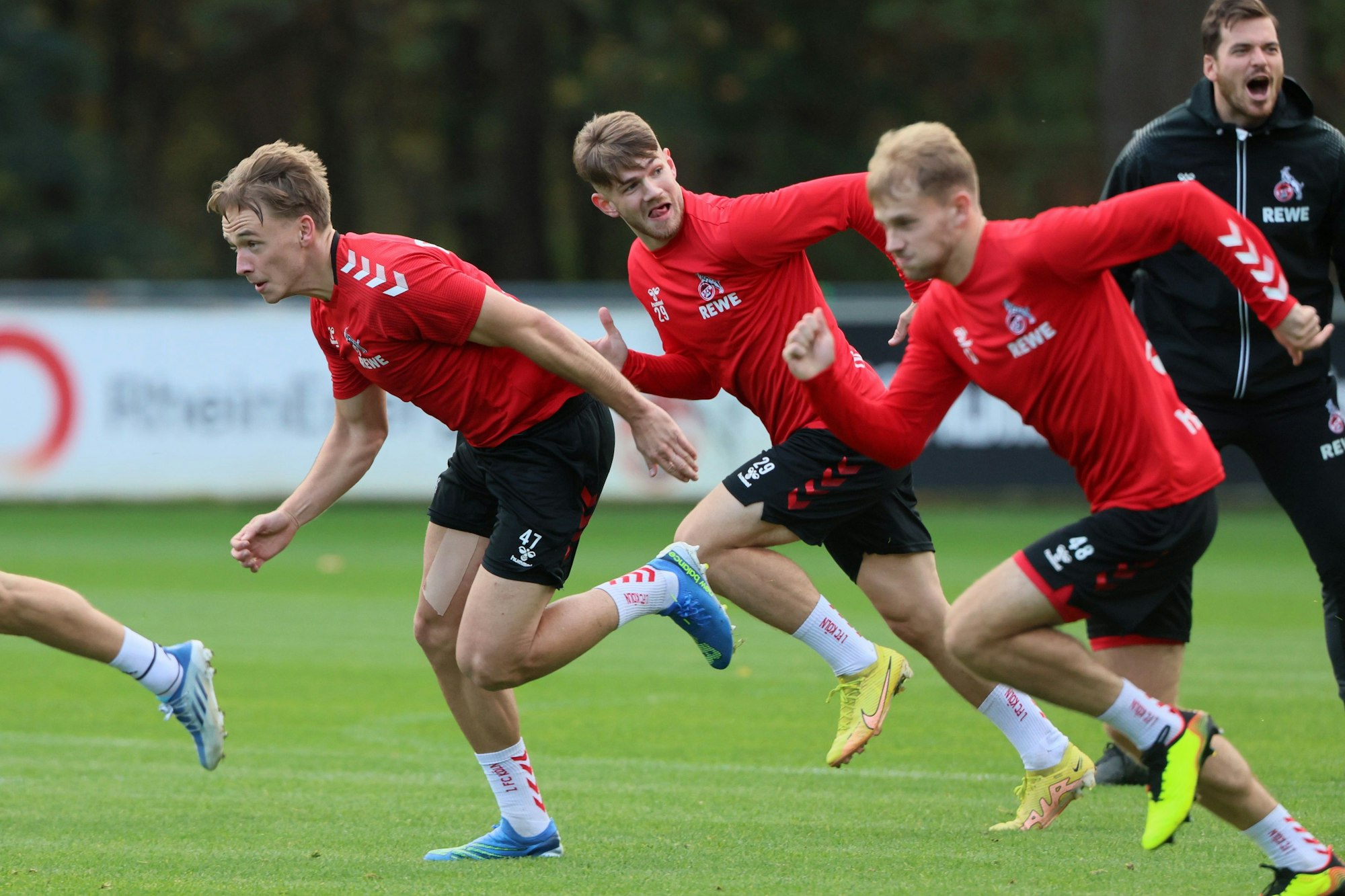 Mathias Olesen, Jan Thielmann und Georg Strauch im FC-Training.