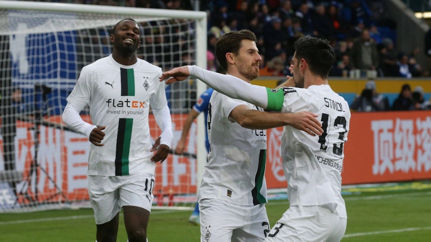 Jonas Hofmann und Lars Stindl beim Torjubel.
