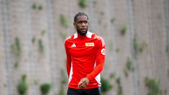 Jordan Siebatcheu in Trainingsklamotten von Union Berlin.