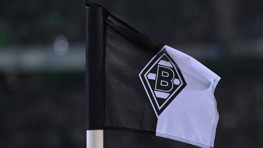 Eine Eckfahne im Borussia-Park.