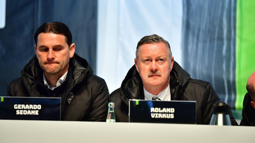 Roland Virkus und Gerardo Seoane auf der Mitgliederversammlung.