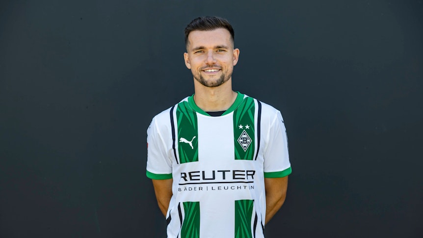 Kevin Stöger, offensives Mittelfeld, von Fußball-Bundesligist Borussia Mönchengladbach in der Saison 2024/2025.