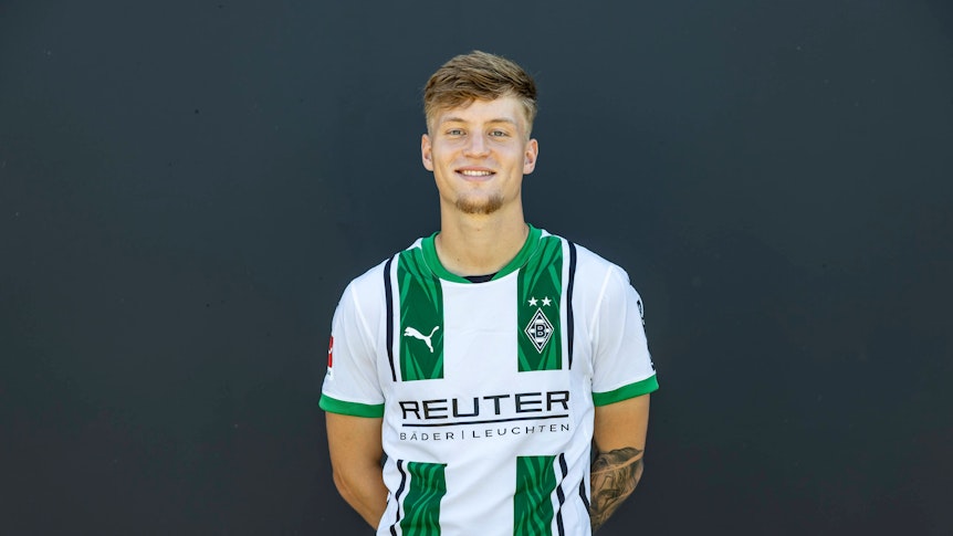 Luca Netz, linker Verteidiger von Fußball-Bundesligist Borussia Mönchengladbach in der Saison 2024/2025.