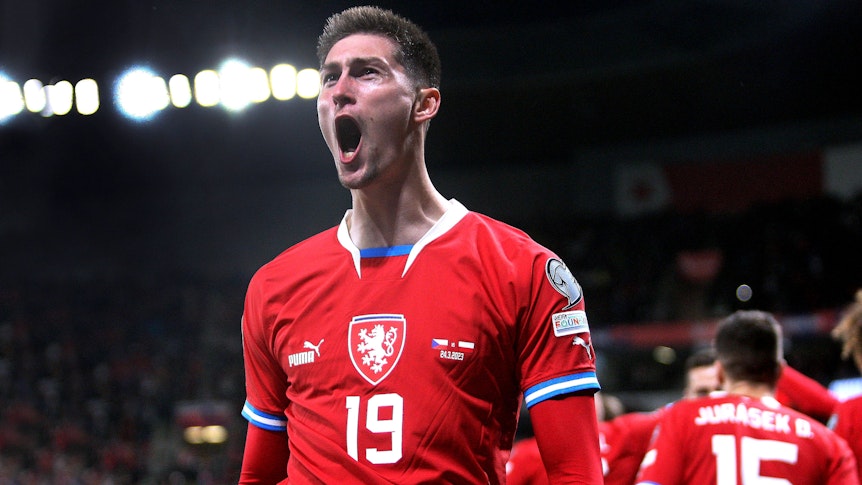 Tomas Cvancara beim Jubel im Trikot der tschechischen Nationalmannschaft.