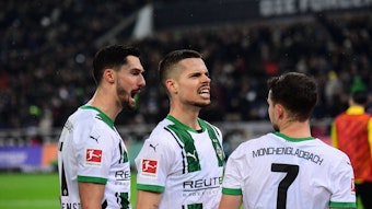 Profis von Borussia Mönchengladbach bejubelt den Ausgleich gegen den BVB.