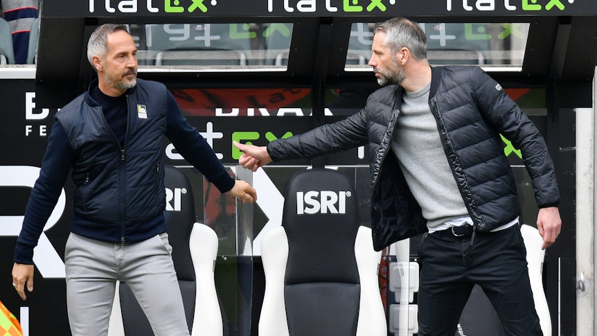 Adi Hütter und Marco Rose geben sich die Hand.