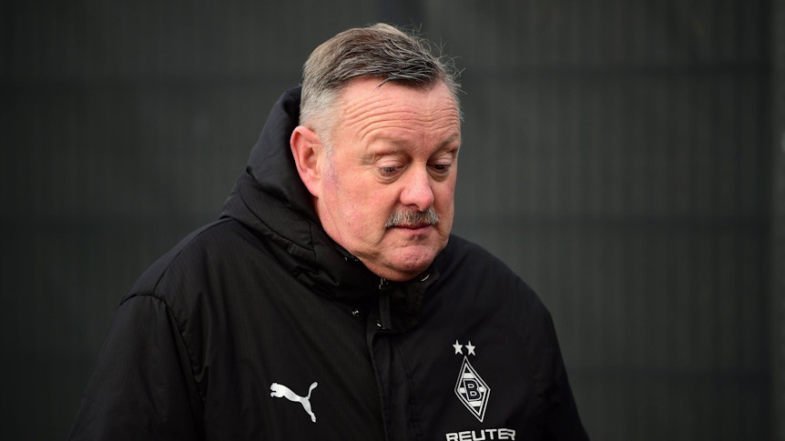 Roland Virkus beim Training der Profis.