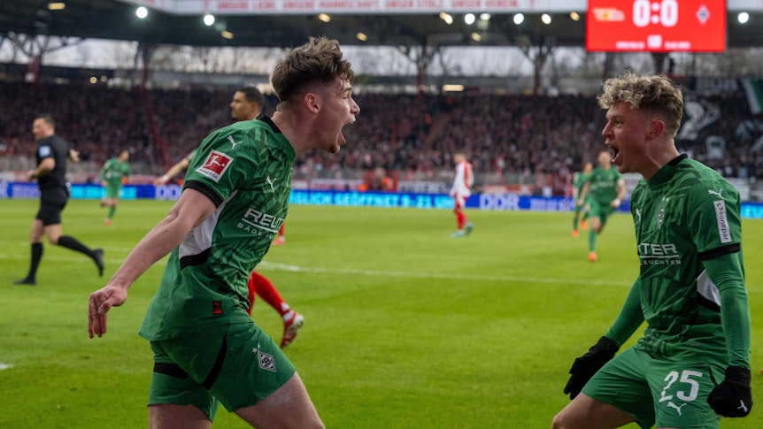 Lukas Ullrich bejubet seinen ersten Treffer der Saison.