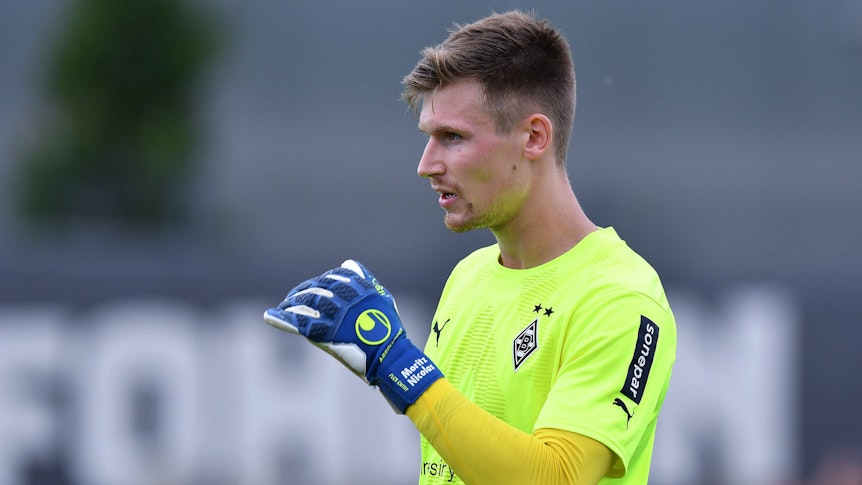 Moritz Nicolas im Gladbacher Torwarttrikot.